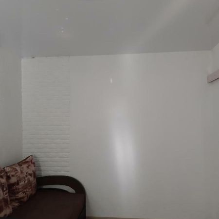 Новая Квартира Apartment Odesa Exterior foto