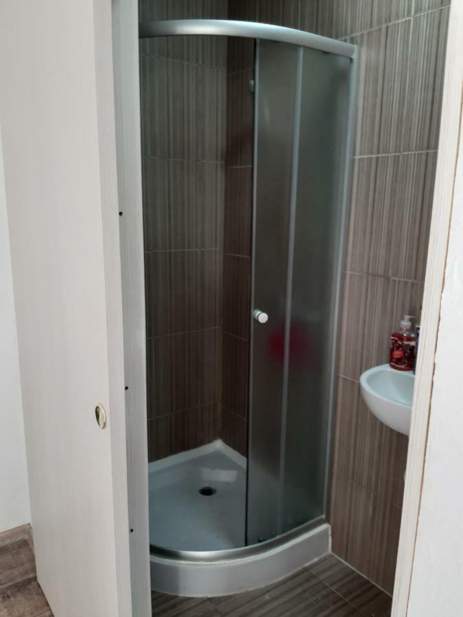Новая Квартира Apartment Odesa Exterior foto